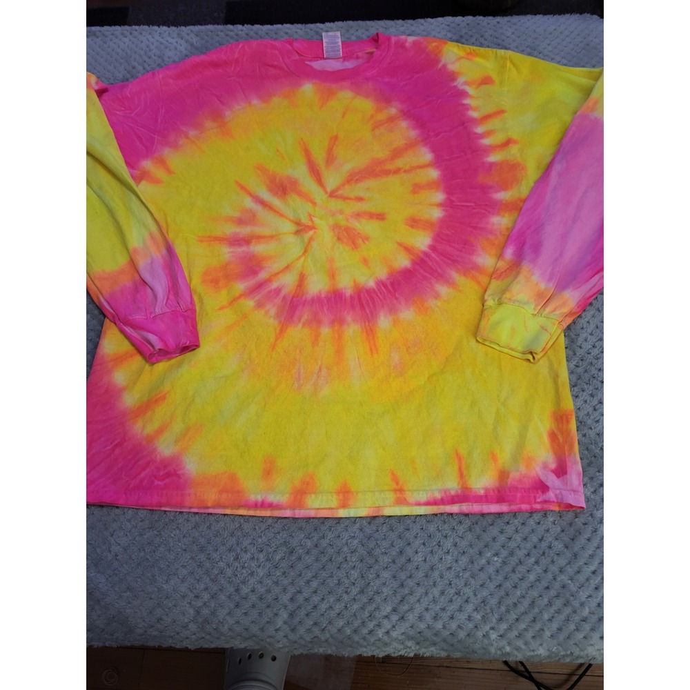 Gildan tie‎ dye long sleeve tee pink/yellow XL